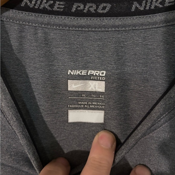 Nike Pro Fit Tshirt - Picture 5 of 6